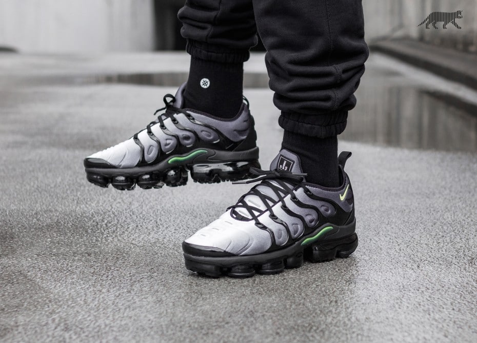 Vapormax plus cheap schwarz weiß